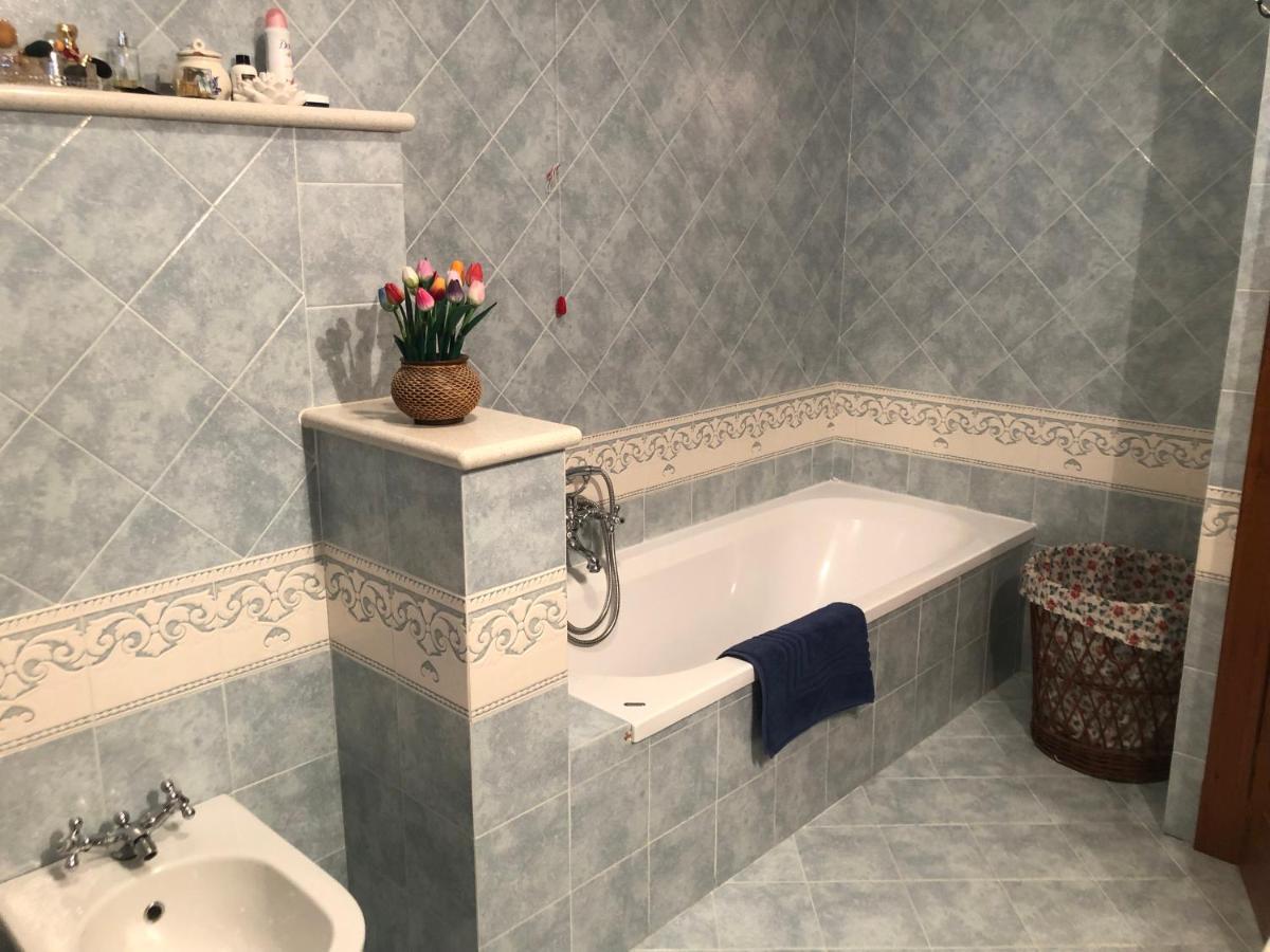 B&B La Palma San Costanzo Екстер'єр фото