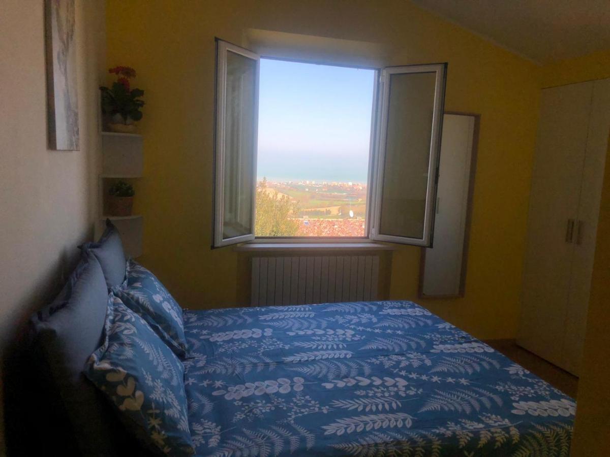 B&B La Palma San Costanzo Екстер'єр фото